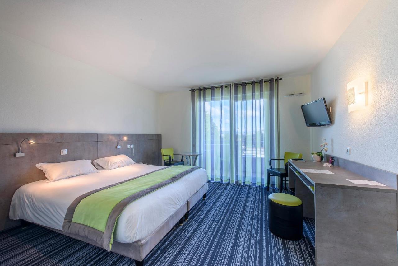 Hotel Le Chatard Sarcey Bagian luar foto